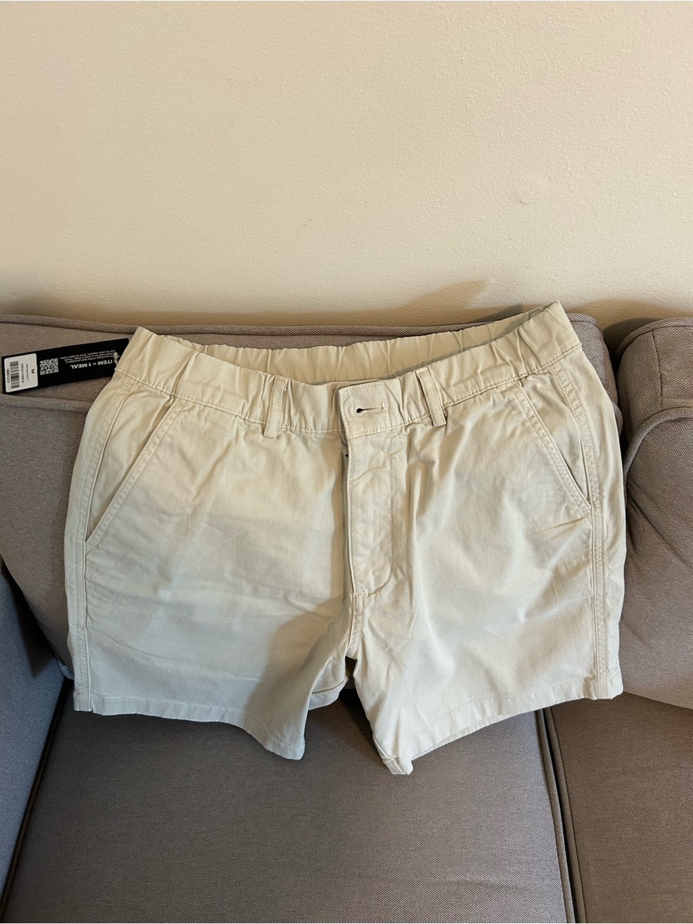 Men’s Cream Cotton Blend Shorts 7”